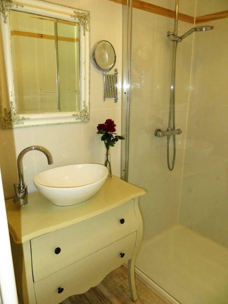 Aux Trois Fontaines Bed and Breakfast Eynesse Εξωτερικό φωτογραφία