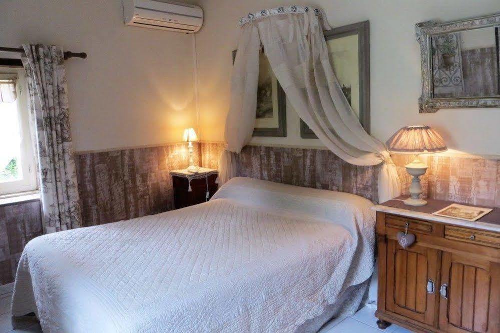 Aux Trois Fontaines Bed and Breakfast Eynesse Εξωτερικό φωτογραφία