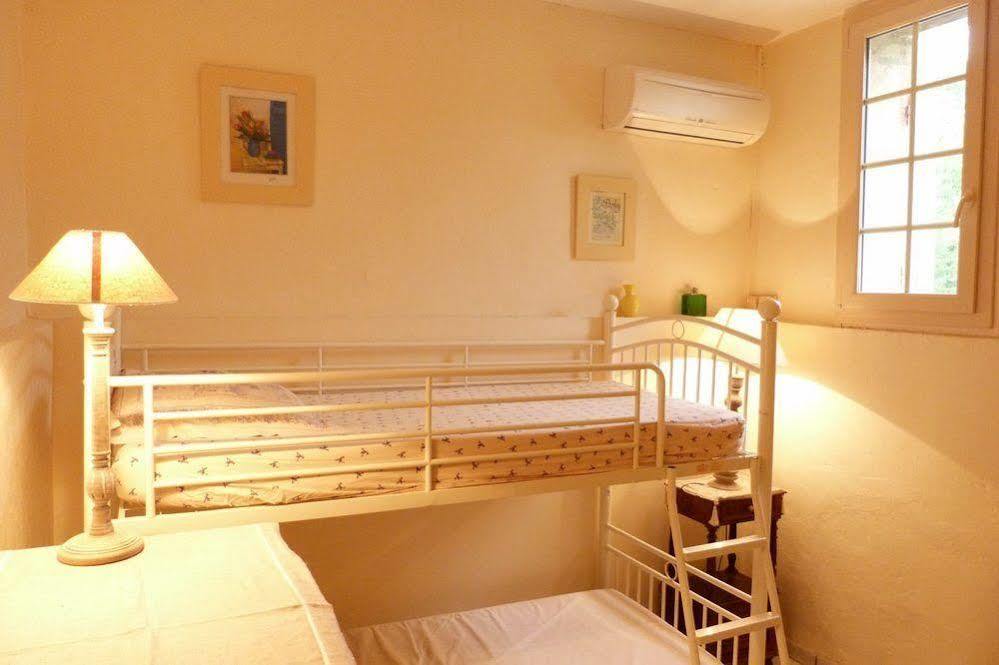 Aux Trois Fontaines Bed and Breakfast Eynesse Εξωτερικό φωτογραφία